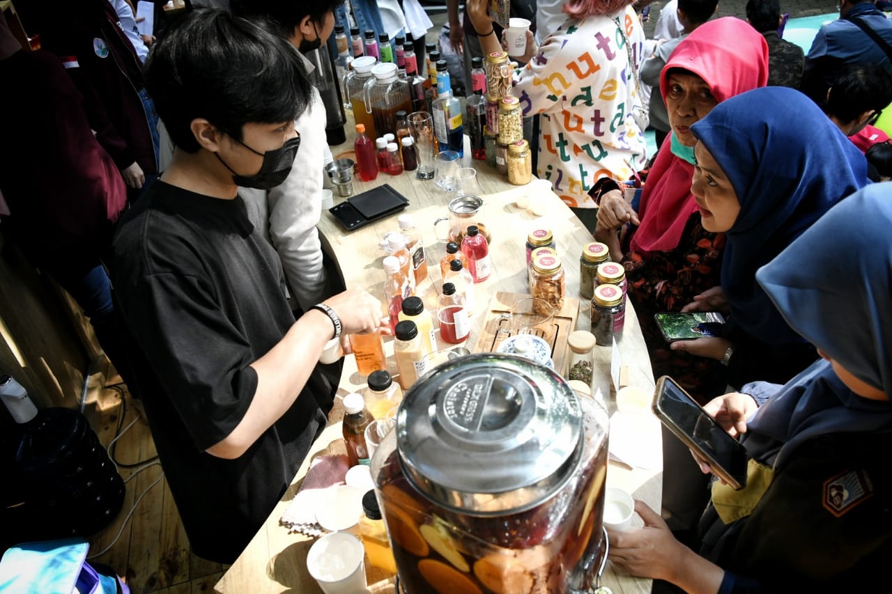 Pasar Leuweung 2023 Tahura “Festival Teh & Kopi” Jadi Ruang Promosi Teh dan Kopi Dari Jabar